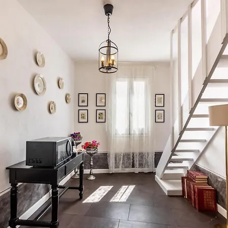 Al Vicolo Ii سيراكوزا