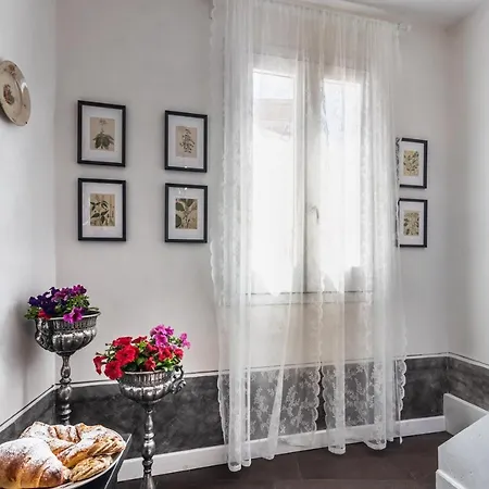 Al Vicolo Ii Bed & Breakfast *