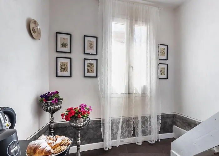 Al Vicolo Ii فندق مبيت وإفطار 3*